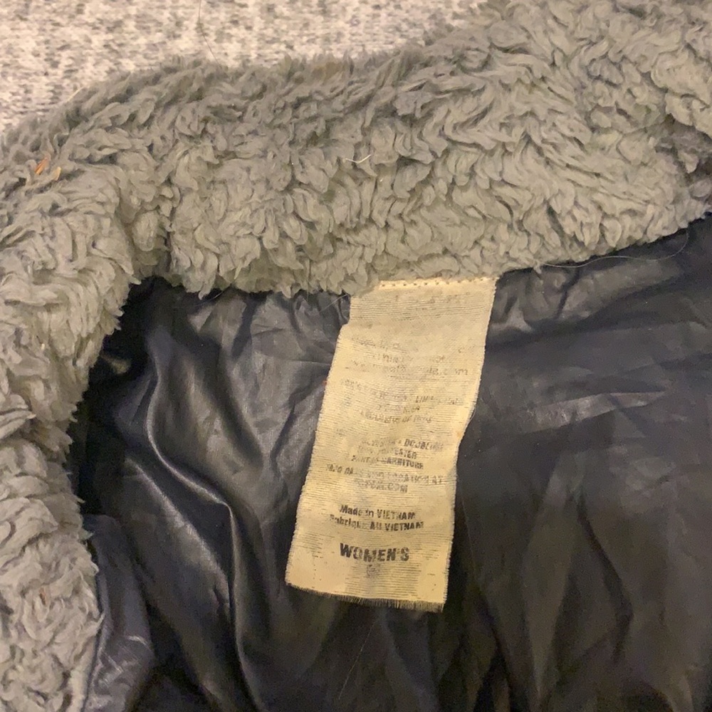 Patagonia Fuzzy Reversible Vest - Picture 3 of 7